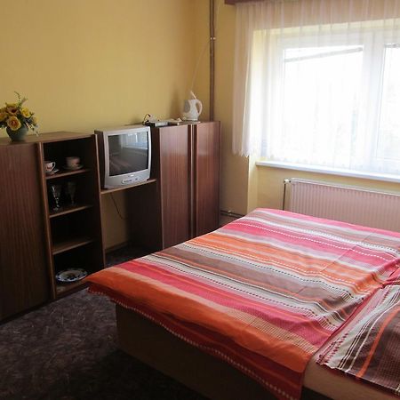 V Aleji - Ubytovani V Soukromi Valtice Bagian luar foto
